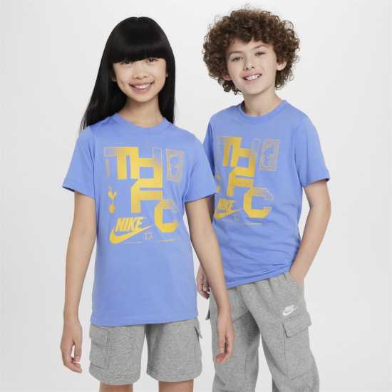Детски тениски и фланелки Nike Tottenham Hotspur Futura T-Shirt 2024 2025 Juniors Nike Tottenham Hotspur Futura T-Shirt 2024 2025 Juniors Детски тениски и фланелки