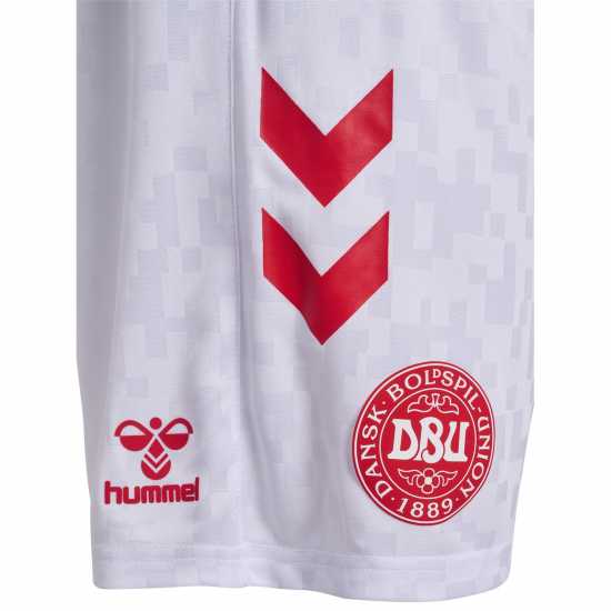 Футболни тренировъчни долнища Hummel Denmark Home Shorts 2024 Adults Hummel Denmark Home Shorts 2024 Adults Футболни тренировъчни долнища