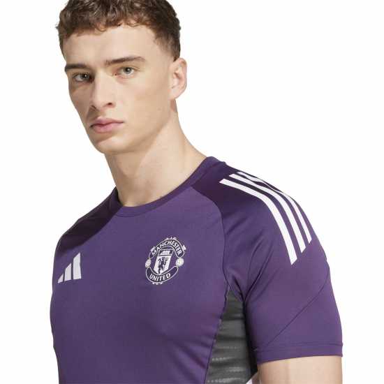 Всекидневно футболно облекло Adidas Manchester United Training Shirt 2025 2026 Mens Adidas Manchester United Training Shirt 2025 2026 Mens Всекидневно футболно облекло