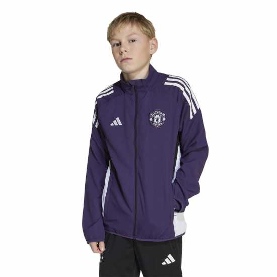 Футболни тренировъчни якета Adidas Manchester United Pre Match Jacket 2025 2026 Juniors Adidas Manchester United Pre Match Jacket 2025 2026 Juniors Футболни тренировъчни якета