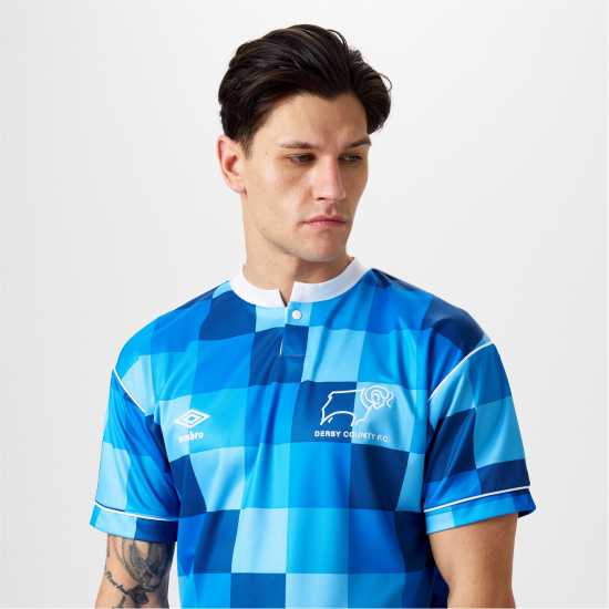 Футболни тренировъчни горнища Score Draw Derby County 1988 Retro Away Shirt Adults Score Draw Derby County 1988 Retro Away Shirt Adults Футболни тренировъчни горнища
