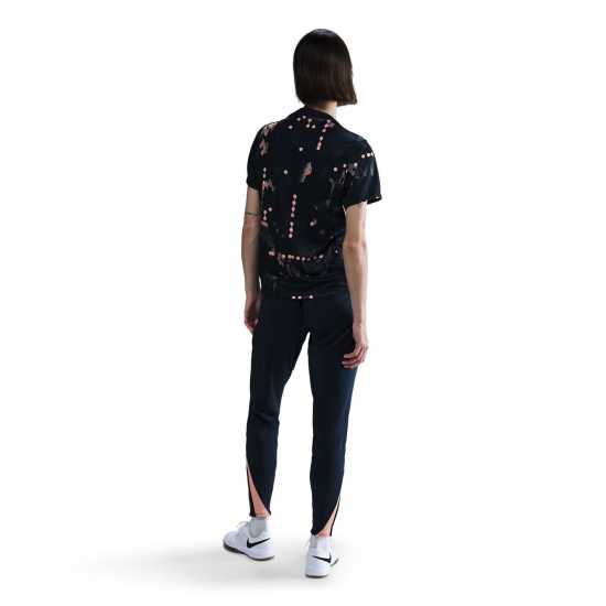 Nike Chelsea Pre Match Shirt 2024 2025 Womens Nike Chelsea Pre Match Shirt 2024 2025 Womens