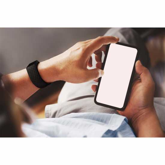 Fitbit Charge 4 Black  Бижутерия