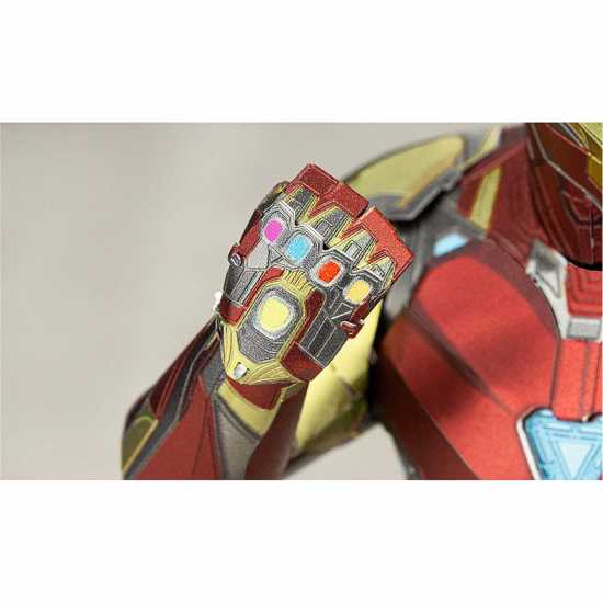 Marvel Metal Earth - Iron Man Premium 3D Model Kit  