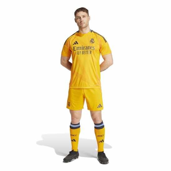 Футболни тренировъчни долнища Adidas Real Madrid Away Shorts 2024 2025 Adults Adidas Real Madrid Away Shorts 2024 2025 Adults Футболни тренировъчни долнища