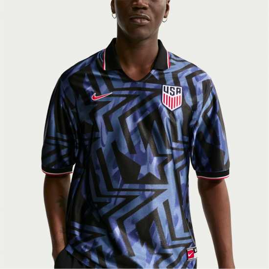 Nike Men's Usa Short Sleeve T-Shirt Nike Men's Usa Short Sleeve T-Shirt