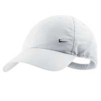 Nike Metal Swoosh Cap Бяло Ръкавици шапки и шалове