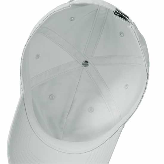 Nike Metal Swoosh Cap Grey/Silver Nike Metal Swoosh Cap Grey/Silver