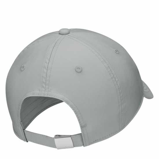 Nike Metal Swoosh Cap Grey/Silver Nike Metal Swoosh Cap Grey/Silver