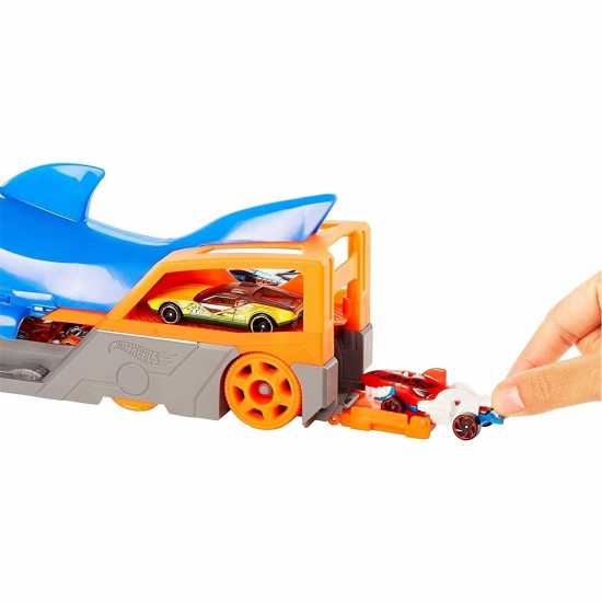 Mattel Hot Wheels Shark Chomp Transporter  