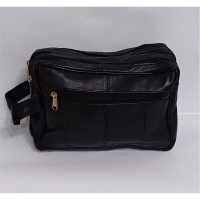 Wash Bag - Black Leather  Дамски чанти