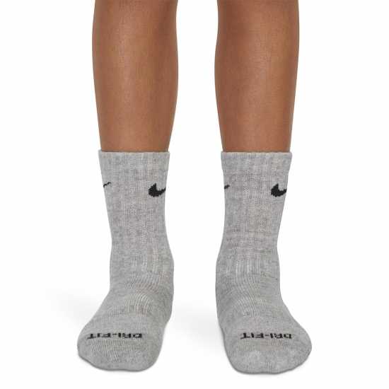 Детски чорапи Nike 6Pk Dri-Fit Crew Sock Childs Тъмно сива мраморна Nike 6Pk Dri-Fit Crew Sock Childs Тъмно сива мраморна Детски чорапи