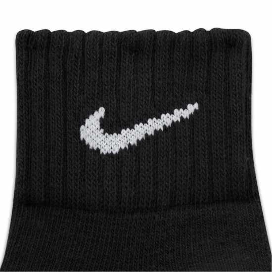 Nike Cushioned Ankle Socks (3 Pairs) Nike Cushioned Ankle Socks (3 Pairs)
