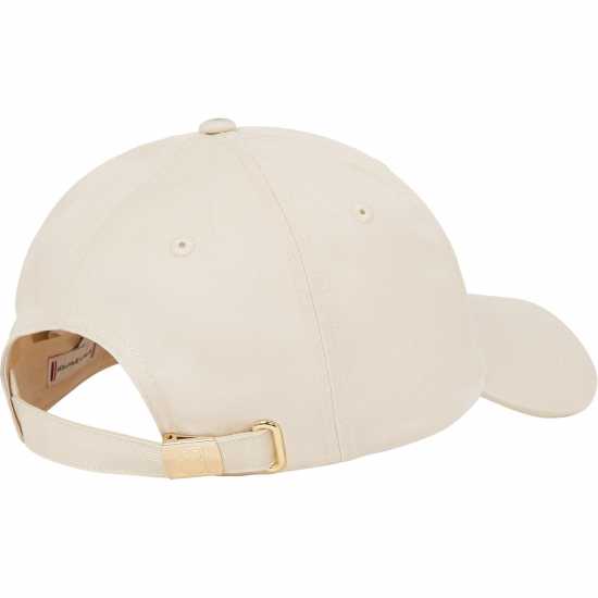 Tommy Hilfiger Elevated Chic Cap Оф бяло Шапки с козирка