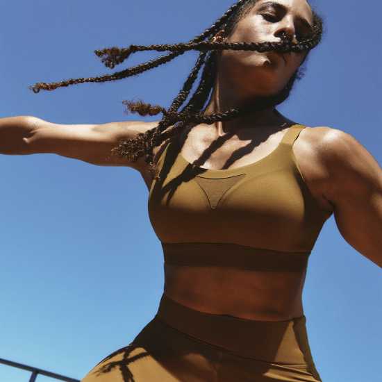 Спортни сутиени Adidas Tailored Training High-Support Bra Womens Adidas Tailored Training High-Support Bra Womens Спортни сутиени