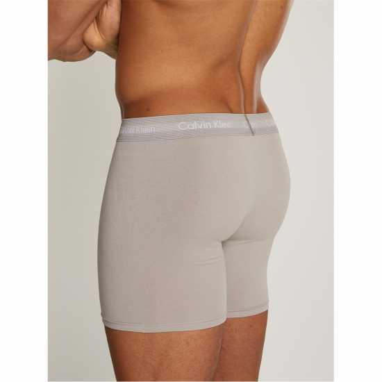 Мъжко бельо Calvin Klein 3 Pack Boxer Briefs Черно/Синьо/СивоQRH Calvin Klein 3 Pack Boxer Briefs Черно/Синьо/СивоQRH Мъжко бельо