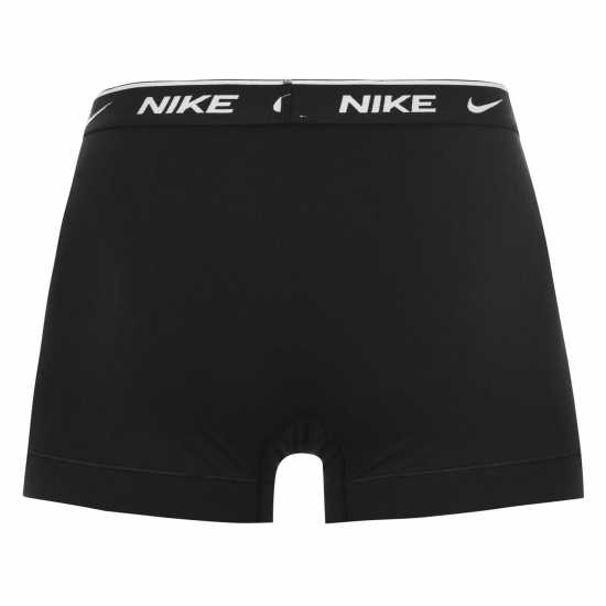 Мъжко бельо Nike Спортни Гащета 3 Pack Everyday Cotton Trunks Mens Черен UB1 Nike Спортни Гащета 3 Pack Everyday Cotton Trunks Mens Черен UB1 Мъжко бельо