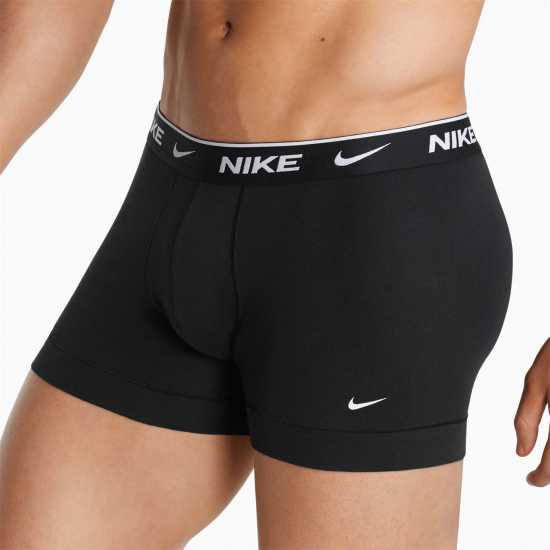 Мъжко бельо Nike Спортни Гащета 3 Pack Everyday Cotton Trunks Mens Черен UB1 Nike Спортни Гащета 3 Pack Everyday Cotton Trunks Mens Черен UB1 Мъжко бельо