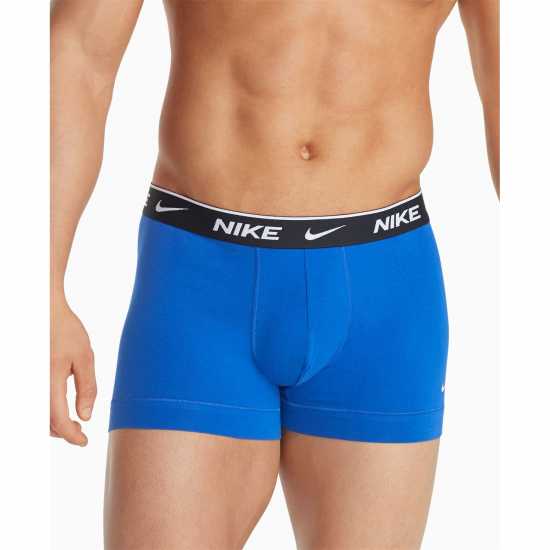 Мъжко бельо Nike Спортни Гащета 3 Pack Everyday Cotton Trunks Mens Черно/Сиво/Синьо 9J1 Nike Спортни Гащета 3 Pack Everyday Cotton Trunks Mens Черно/Сиво/Синьо 9J1 Мъжко бельо