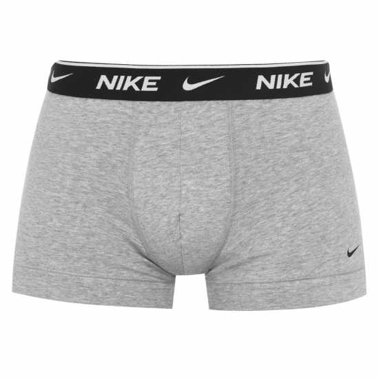 Мъжко бельо Nike Спортни Гащета 3 Pack Everyday Cotton Trunks Mens Черно/Сиво/Бяло MP1 Nike Спортни Гащета 3 Pack Everyday Cotton Trunks Mens Черно/Сиво/Бяло MP1 Мъжко бельо