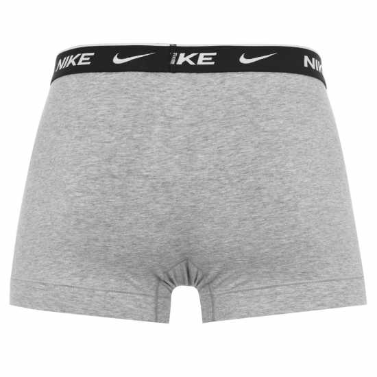 Мъжко бельо Nike Спортни Гащета 3 Pack Everyday Cotton Trunks Mens Черно/Сиво/Бяло MP1 Nike Спортни Гащета 3 Pack Everyday Cotton Trunks Mens Черно/Сиво/Бяло MP1 Мъжко бельо