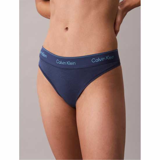 Calvin Klein Modern Thong Тъмно деним 