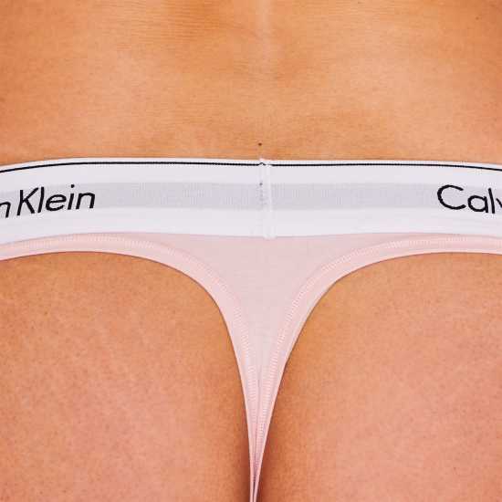 Дамско бельо Calvin Klein Thong Нимфи Thigh2Nt Calvin Klein Thong Нимфи Thigh2Nt Дамско бельо