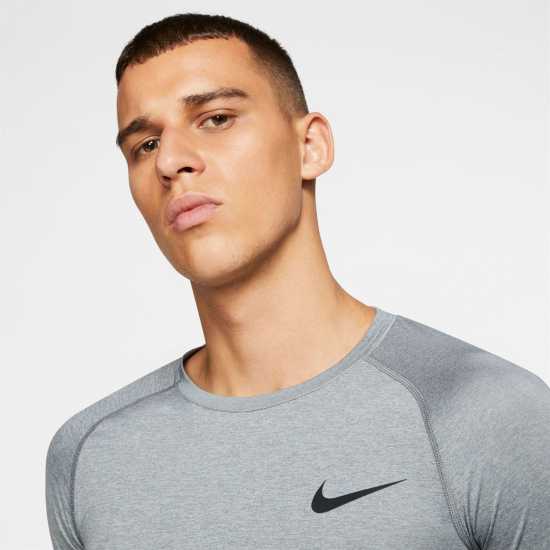 Мъжки долни дрехи Nike Мъжка Блуза Pro Core Long Sleeve T Shirt Mens Сиво Nike Мъжка Блуза Pro Core Long Sleeve T Shirt Mens Сиво Мъжки долни дрехи