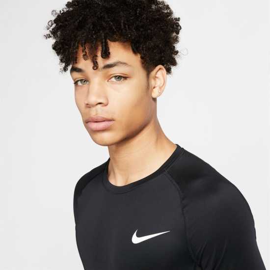 Мъжки долни дрехи Nike Мъжка Блуза Pro Core Long Sleeve T Shirt Mens Черно Nike Мъжка Блуза Pro Core Long Sleeve T Shirt Mens Черно Мъжки долни дрехи