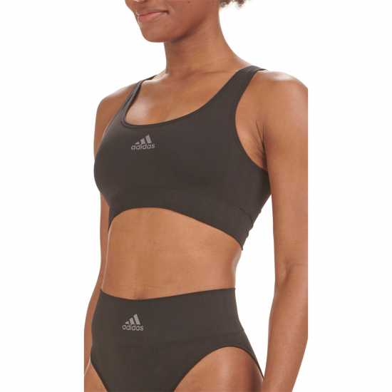Adidas Sport Active Seamless Micro Stretch Scoop Lounge Bra Черно Adidas Sport Active Seamless Micro Stretch Scoop Lounge Bra Черно