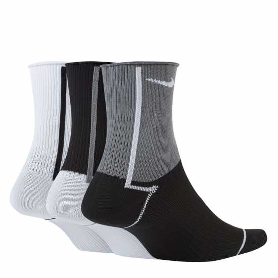 Дамски чорапи Nike Ed Plus Lw Ankl Ld99 Nike Ed Plus Lw Ankl Ld99 Дамски чорапи