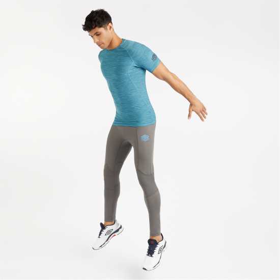 Мъжки долни дрехи Umbro Мъжка Блуза Основен Слой Pro Training Elite Baselayer Base Layer Top Mens Гнмтл / Млбу Бл Umbro Мъжка Блуза Основен Слой Pro Training Elite Baselayer Base Layer Top Mens Гнмтл / Млбу Бл Мъжки долни дрехи