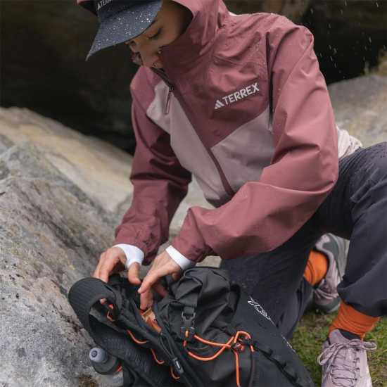 Дамски якета и палта Adidas Mt 2L Rain Jk Ld99 Adidas Mt 2L Rain Jk Ld99 Дамски якета и палта