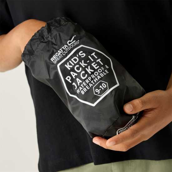 Непромокаемо Яке Regatta Unisex Kids' Waterproof Jacket Black Непромокаемо Яке Regatta Unisex Kids' Waterproof Jacket Black