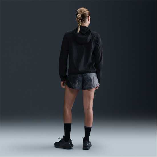 Nike Мъжко Яке Trail Repel Womens Jacket Черно/Бяло/Черно Дамски якета и палта