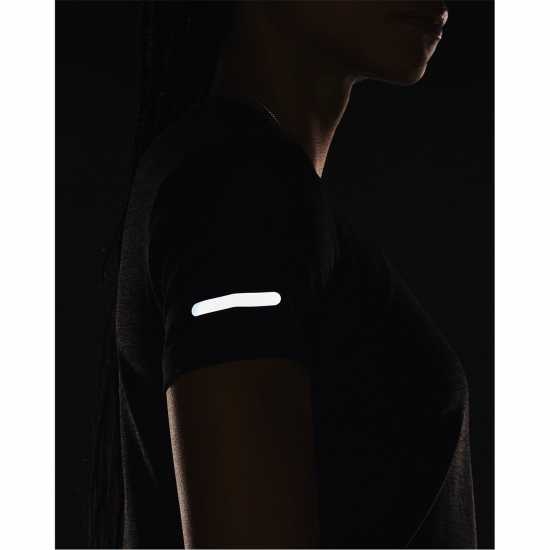 Under Armour Seamless Stride Short-Sleeve Performance Running Top Черно 