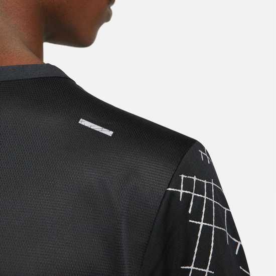 Nike Dri-FIT Run Division Rise 365 Men's Flash Short-Sleeve Running Top Black/Silver Мъжки ризи
