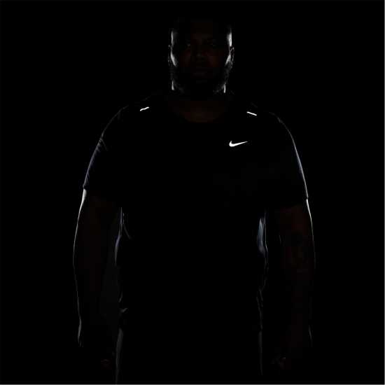 Nike Dri-Fit Rise 365 Men's Short-Sleeve Running Top Nike Dri-Fit Rise 365 Men's Short-Sleeve Running Top