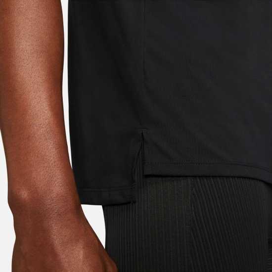 Nike Dri-Fit Rise 365 Men's Short-Sleeve Running Top Nike Dri-Fit Rise 365 Men's Short-Sleeve Running Top