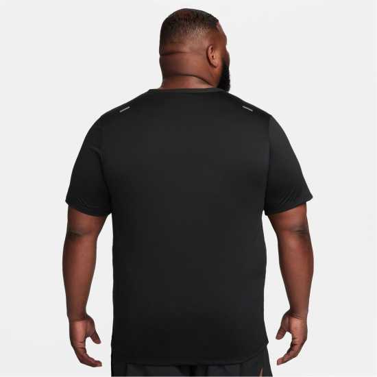 Nike Dri-Fit Rise 365 Men's Short-Sleeve Running Top Nike Dri-Fit Rise 365 Men's Short-Sleeve Running Top