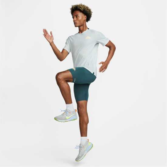 Nike Dri-FIT Trail Men's Short-Sleeve Trail Running Top Silver - Мъжко облекло за едри хора