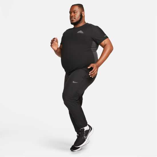 Nike Dri-FIT Trail Men's Short-Sleeve Trail Running Top Black Мъжко облекло за едри хора
