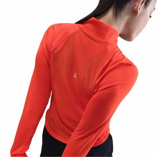 Nike W Nk Tempo Nvlt Ld99 Nike W Nk Tempo Nvlt Ld99