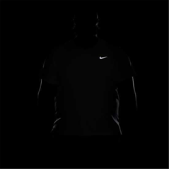 Мъжки тениски и фланелки Nike Мъжко Горнище За Бягане Drifit Miler Running Top Mens Бяло Nike Мъжко Горнище За Бягане Drifit Miler Running Top Mens Бяло Мъжки тениски и фланелки