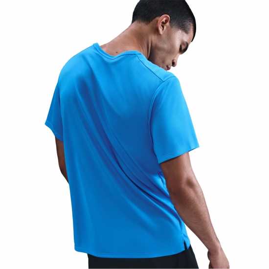 Мъжки тениски и фланелки Nike Мъжко Горнище За Бягане Drifit Miler Running Top Mens Nike Мъжко Горнище За Бягане Drifit Miler Running Top Mens Мъжки тениски и фланелки