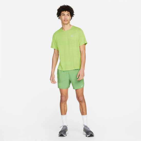 Мъжки тениски и фланелки Nike Мъжко Горнище За Бягане Drifit Miler Running Top Mens Vivid Purple Nike Мъжко Горнище За Бягане Drifit Miler Running Top Mens Vivid Purple Мъжки тениски и фланелки