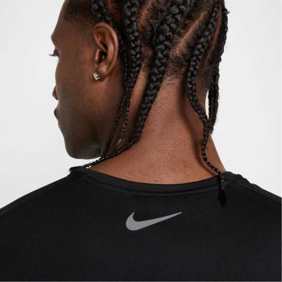 Nike M Nk Df Uv Mile Sn99 Nike M Nk Df Uv Mile Sn99