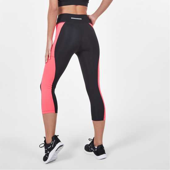 Karrimor Run Capris Черно/корал Дамски дрехи за бягане