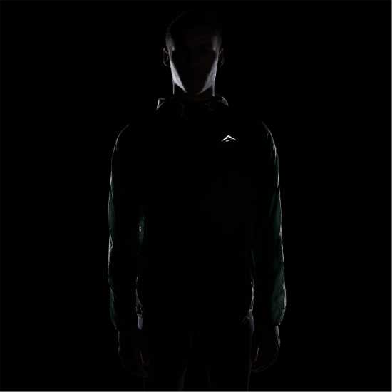 Nike Trail Aireez Men's Running Jacket Fir/Clay Green Мъжки якета и палта