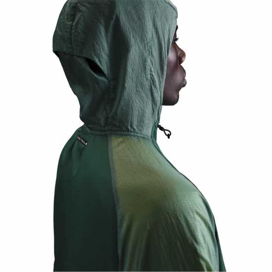 Nike Trail Aireez Men's Running Jacket Fir/Clay Green Мъжки якета и палта
